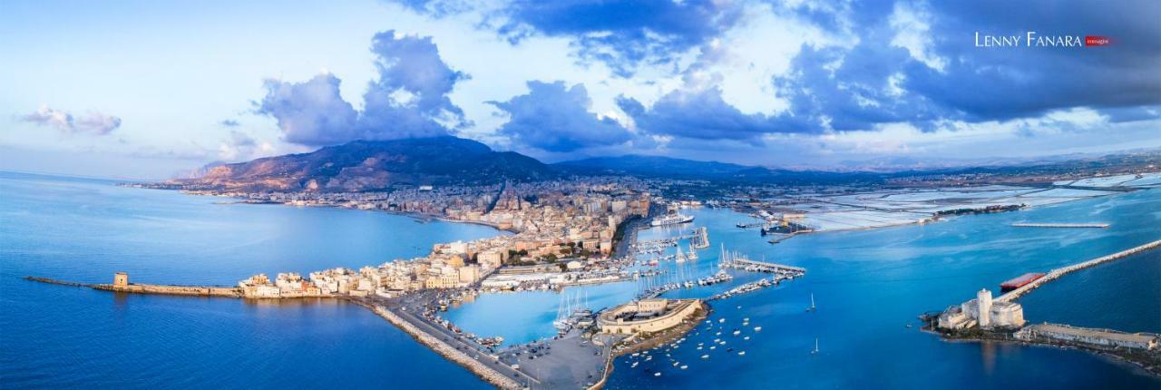 Laurus Apartments Trapani Bagian luar foto